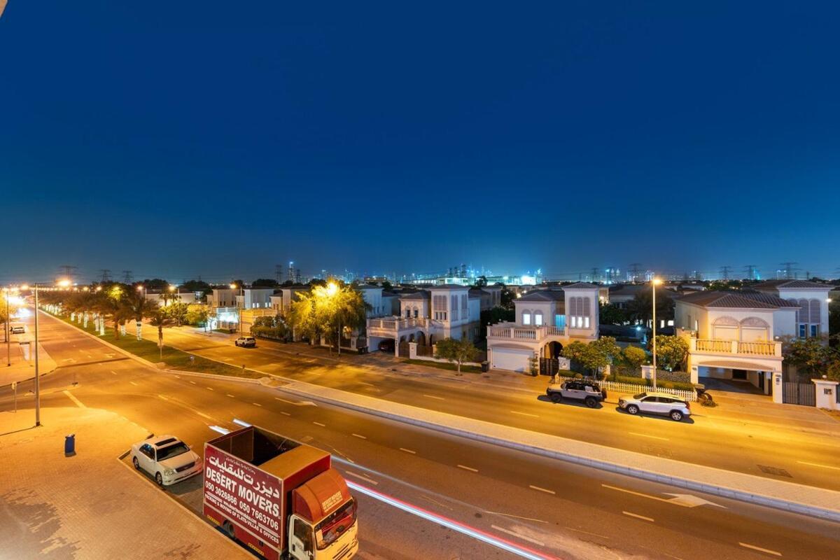 First Class Contemporary Living In Jvt * Dubai